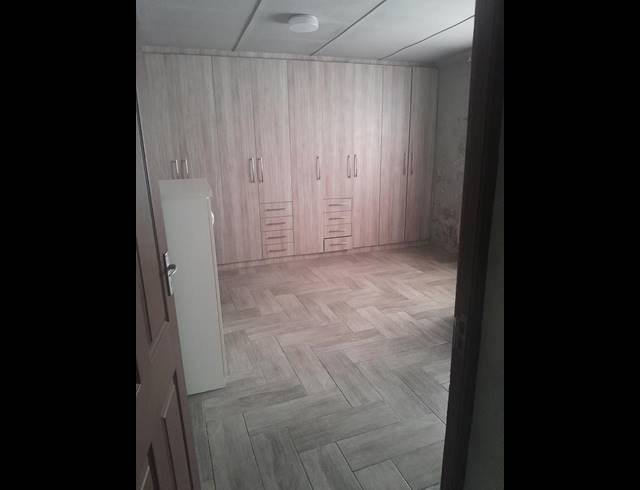 3 BEDROOM HOUSE FOR SALE IN CLOETESVILLE